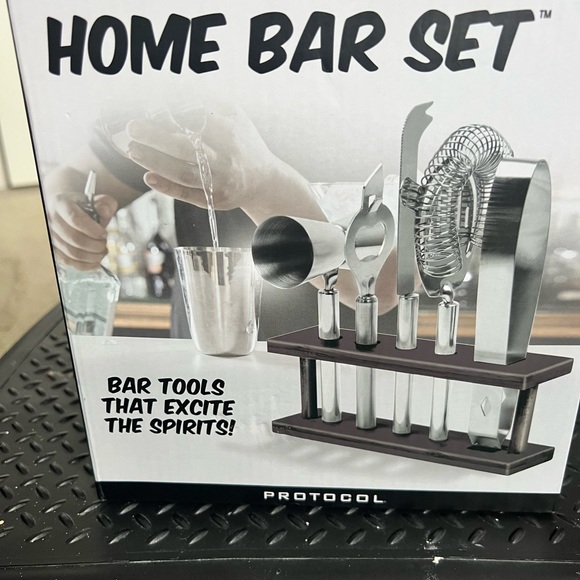 Stainless Steel Home Bar Set - Picture 1 of 2